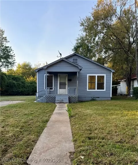 Exterior - 2904 N L St, Fort Smith, AR 72901 photo 3 of 7