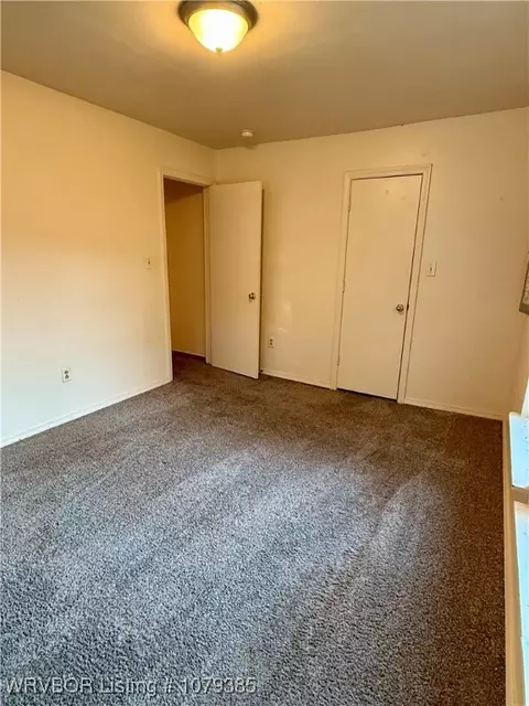 Bedroom - 2904 N L St, Fort Smith, AR 72901 photo 2 of 2