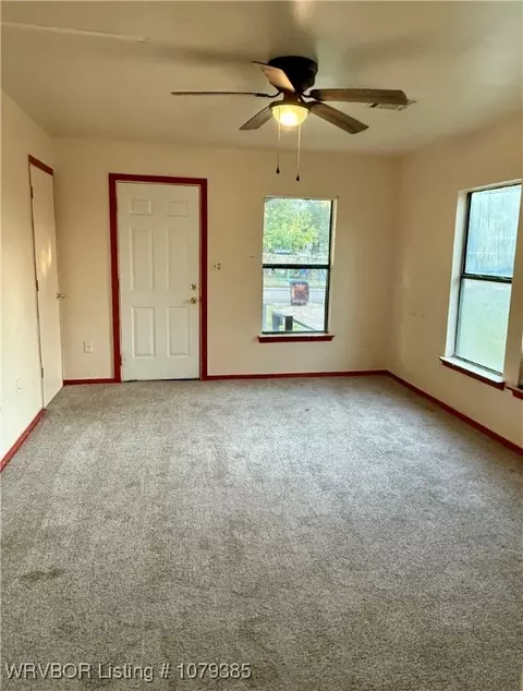 Living - 2904 N L St, Fort Smith, AR 72901 photo 2 of 2