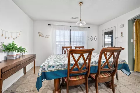 Dining - 415 Ridge Point Dr, Fort Smith, AR 72908 photo 3 of 3