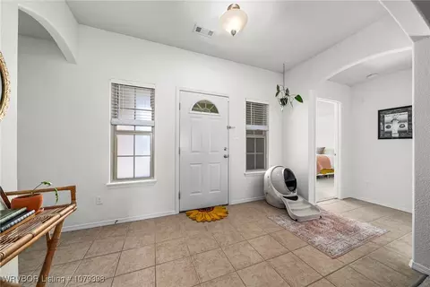 Entry Way - 415 Ridge Point Dr, Fort Smith, AR 72908 photo 4 of 4