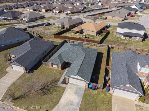 View/Area - 415 Ridge Point Dr, Fort Smith, AR 72908 photo 3 of 5