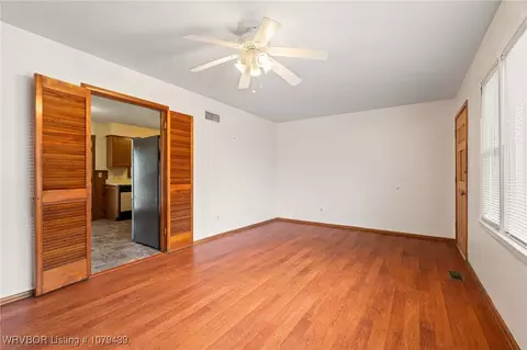 Living - 4422 22nd St, Fort Smith, AR 72901 photo 2 of 2