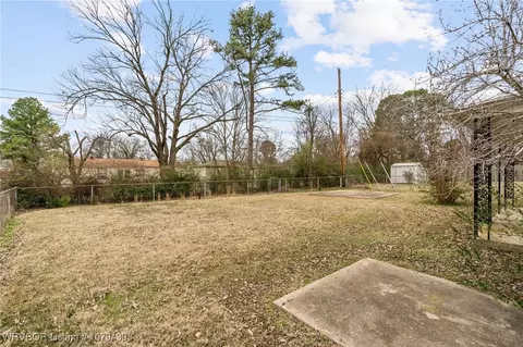 Exterior - 4422 22nd St, Fort Smith, AR 72901 photo 5 of 5