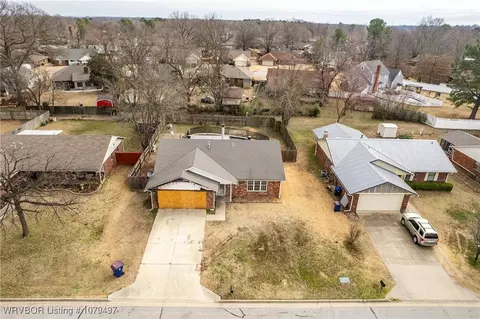 View/Area - 3219 95th St, Fort Smith, AR 72903 photo 2 of 5