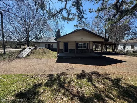 408 E Woodson Ave, Bonanza, AR 72916