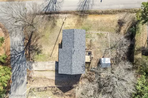 View/Area - 715 Cherry St, Waldron, AR 72958 photo 1 of 10
