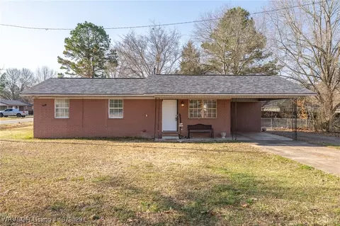 715 Cherry St, Waldron, AR 72958