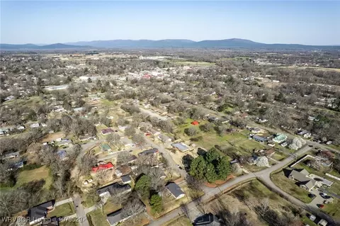 View/Area - 715 Cherry St, Waldron, AR 72958 photo 7 of 10