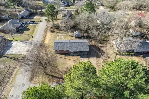 View/Area - 715 Cherry St, Waldron, AR 72958 photo 4 of 10