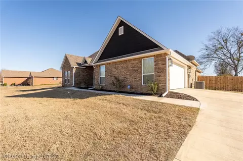 937 Point Royal Loop, Charleston, AR 72933 photo 2