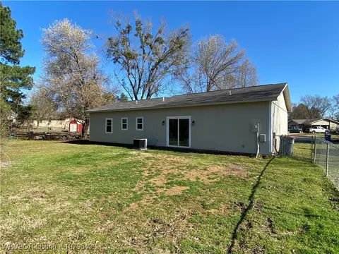 1201 Brewer Ln, Lavaca, AR 72941 photo 3