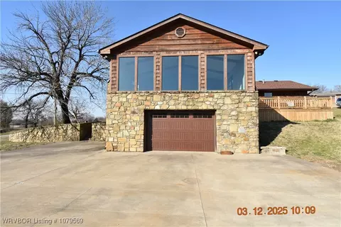 477017 E 1100 Rd, Roland, OK 74954