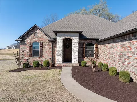 905 Eagle Crest Dr, Alma, AR 72921 photo 2