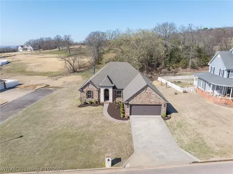 905 Eagle Crest Dr, Alma, AR 72921 photo 3