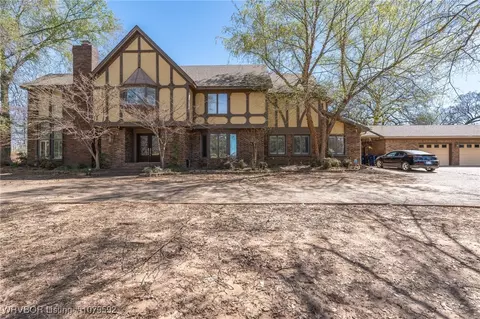 126 N 66th St, Fort Smith, AR 72903