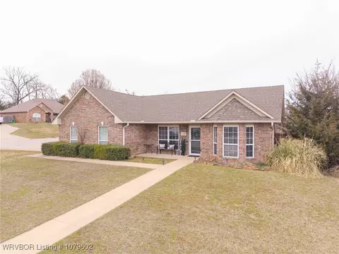 1128 Gracie Ct, Greenwood, AR 72936
