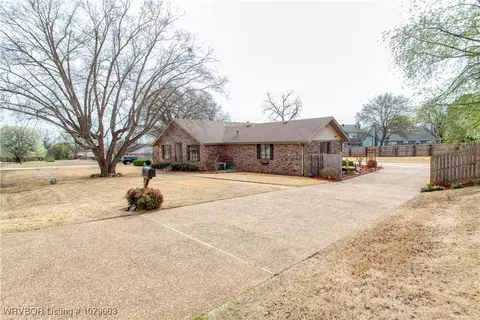 4200 S Q St, Fort Smith, AR 72903 photo 5