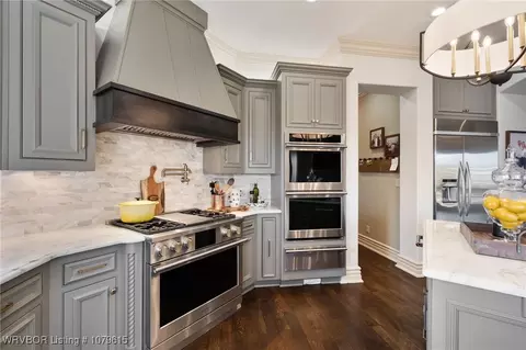Kitchen - 12034 Ridgefield Dr, Fort Smith, AR 72916 photo 6 of 7