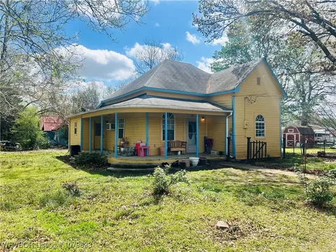 502 Leflore Ave, Poteau, OK 74953