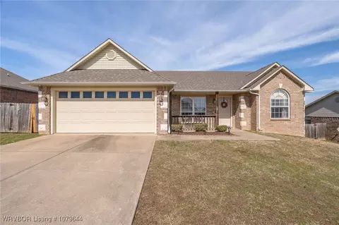 1162 Gracie Ct, Greenwood, AR 72936