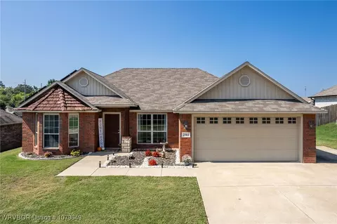 2503 Bill St, Van Buren, AR 72956