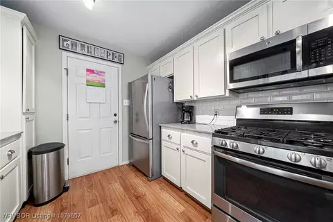 5501 S 93rd Cir, Fort Smith, AR 72903 photo 8