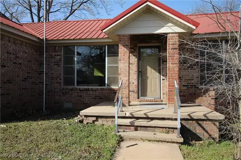 507 Dorcus St, Roland, OK 74954