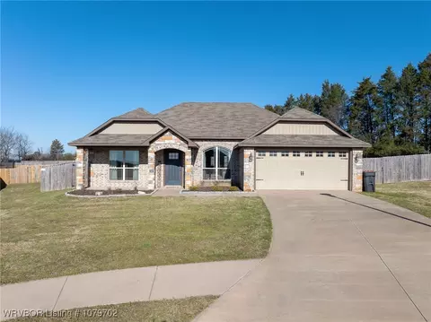 2619 Kevin St, Van Buren, AR 72956