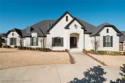 8801 Rombauer Pt, Fort Smith, AR 72916