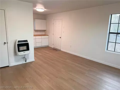 Living - 17099 3rd St, Spiro, OK 74959 photo 1 of 3