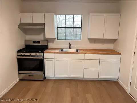 Kitchen - 17099 3rd St, Spiro, OK 74959 photo 1 of 1