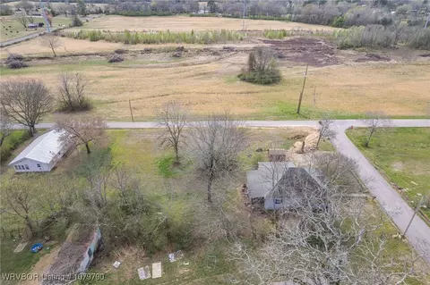 View/Area - 519 S 10th St, Paris, AR 72855 photo 4 of 14