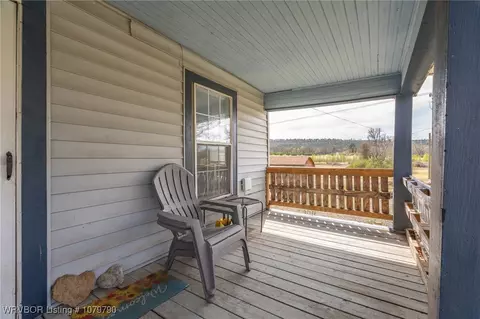 Exterior - 519 S 10th St, Paris, AR 72855 photo 3 of 6