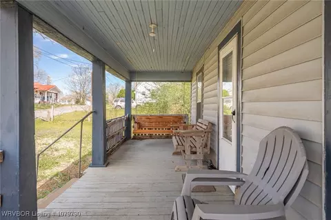 Exterior - 519 S 10th St, Paris, AR 72855 photo 2 of 6