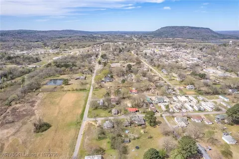 View/Area - 519 S 10th St, Paris, AR 72855 photo 10 of 14