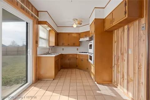 8105 S 22nd Ter, Fort Smith, AR 72908 photo 6