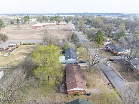 View/Area - 8012 Holly Ave, Fort Smith, AR 72908 photo 6 of 13