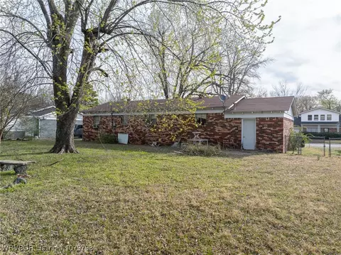 Exterior - 8012 Holly Ave, Fort Smith, AR 72908 photo 11 of 19