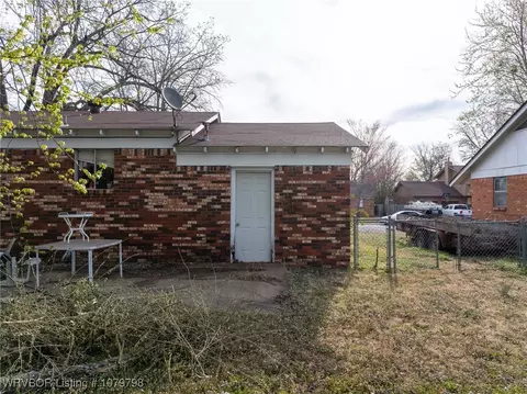 Exterior - 8012 Holly Ave, Fort Smith, AR 72908 photo 17 of 19