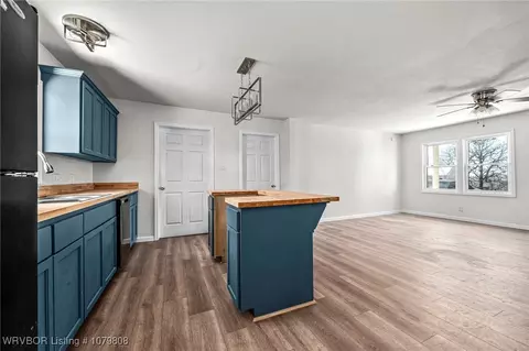 Living - 1423 S 12th St, Fort Smith, AR 72901 photo 3 of 3