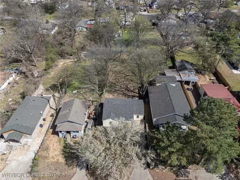 View/Area - 1423 S 12th St, Fort Smith, AR 72901 photo 3 of 3
