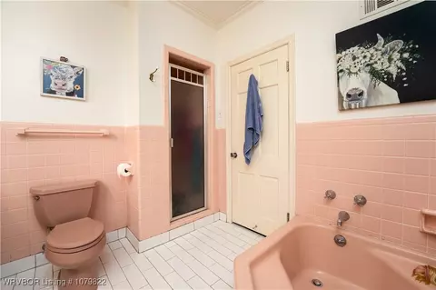 Bath - 923 S 25th St, Fort Smith, AR 72901 photo 2 of 3