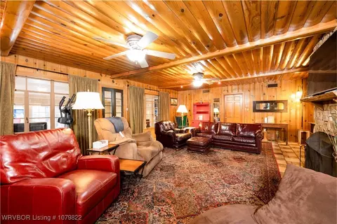 Living - 923 S 25th St, Fort Smith, AR 72901 photo 3 of 3