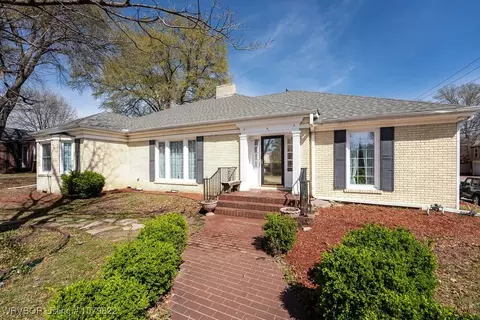 923 S 25th St, Fort Smith, AR 72901