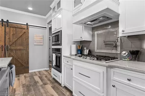 Kitchen - 202 Rose Dr, Pocola, OK 74902 photo 6 of 9