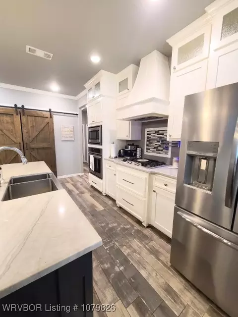 Kitchen - 202 Rose Dr, Pocola, OK 74902 photo 8 of 9