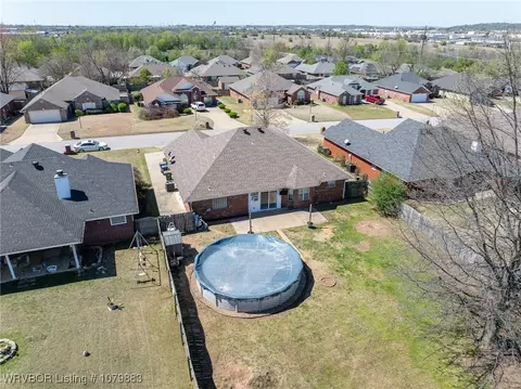 View/Area - 6905 Millennium Dr, Fort Smith, AR 72916 photo 1 of 8