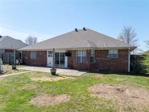 Exterior - 6905 Millennium Dr, Fort Smith, AR 72916 photo 11 of 14