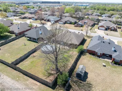 View/Area - 6905 Millennium Dr, Fort Smith, AR 72916 photo 2 of 8